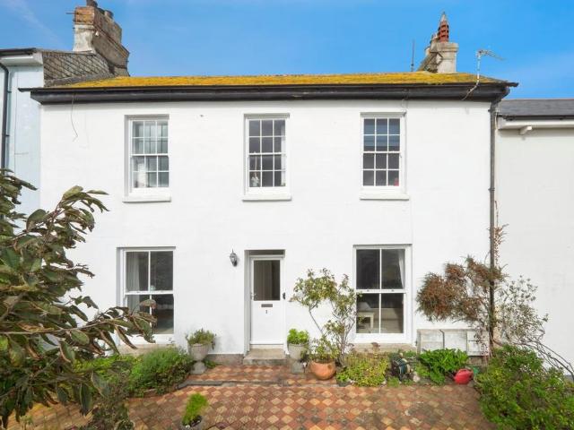 Flat for sale in Wherrytown, Penzance