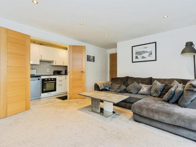 Flat for sale in Stretford, Trafford