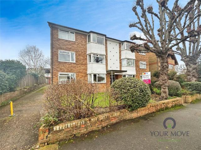 Flat for sale in Surbiton, Greater London