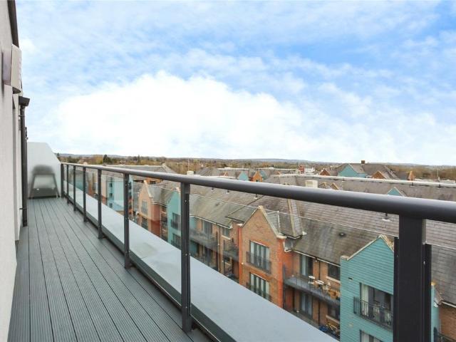 Flat for sale in Brook Street, Bourne Vale