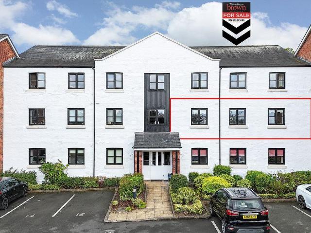 Flat for sale in Hightown, Congleton