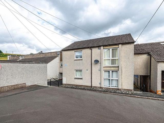 Flat for sale in Ashkirk, Scotland