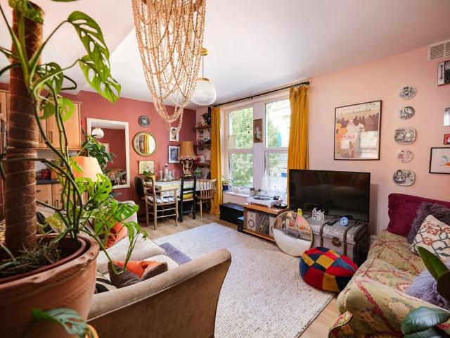 Flat for sale in Easton, Feckenham
