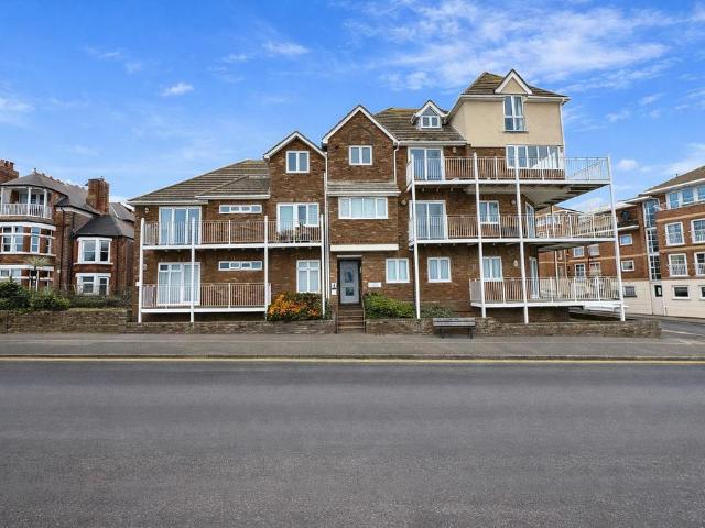 Flat for sale in Dumpton Gap, Acol