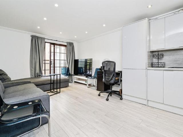 Flat for sale in Roding Riverside, Isle Of Man