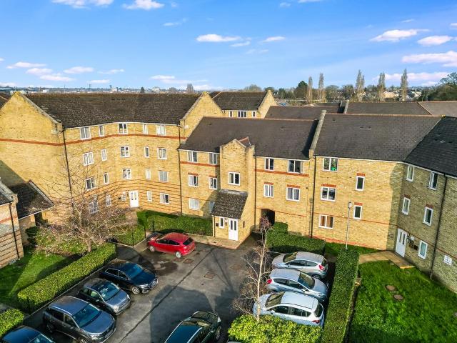 Flat for sale in Moulsham, Chelmsford