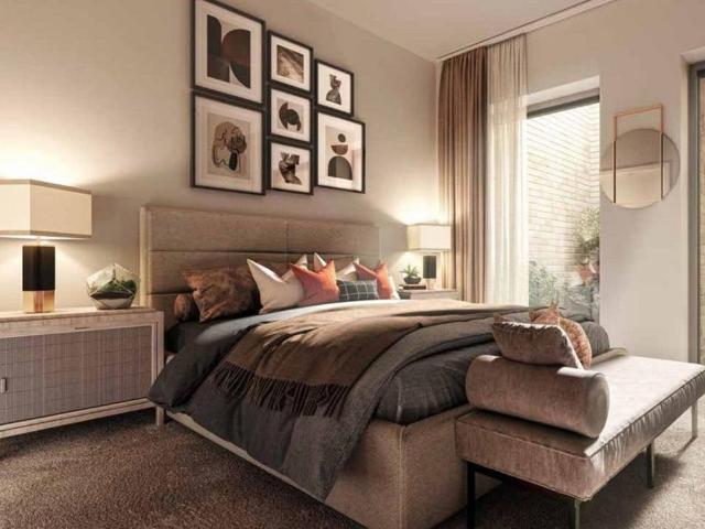Flat for sale in North Kensington, Greater London