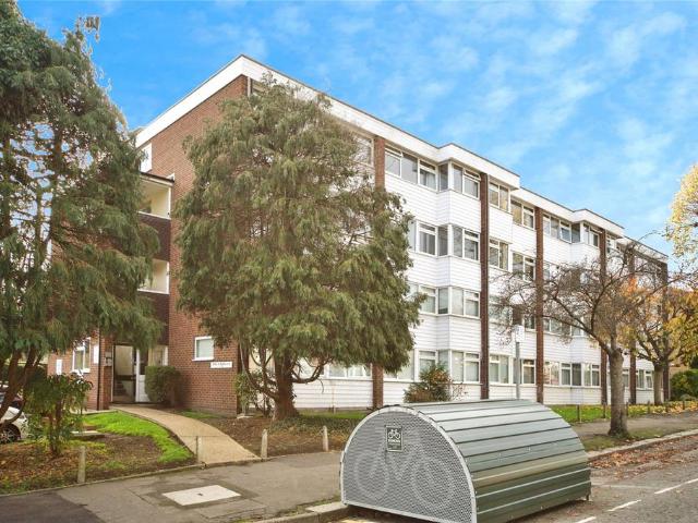 Flat for sale in South Woodford, Isle Of Man