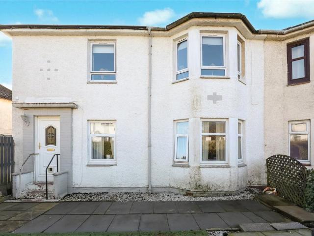 Flat for sale in Stewarton, Scotland
