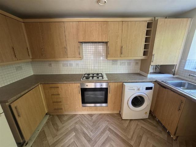 Flat for sale in Oldbury, West Midlands