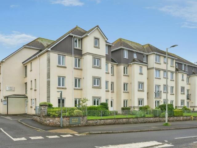 Flat for sale in Staddiscombe, Mount Wise