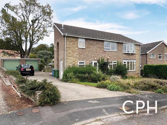 Flat for sale in Newby and Scalby, North Yorkshire