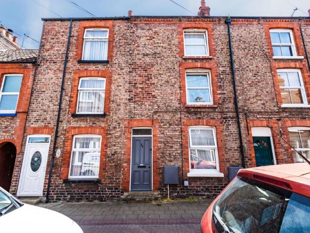 Flat for sale in Driffield, East Riding Of Yorkshire