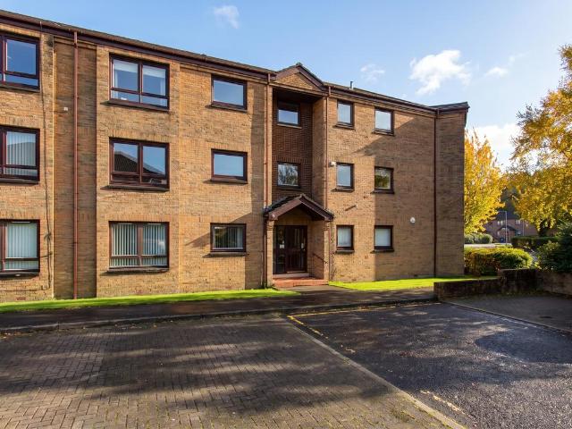 Flat for sale in Castle Gait, Paisley