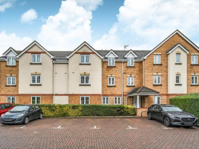 Flat for sale in Helford, Hampshire