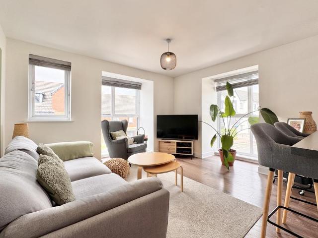 Flat for sale in Barry Island, Barry