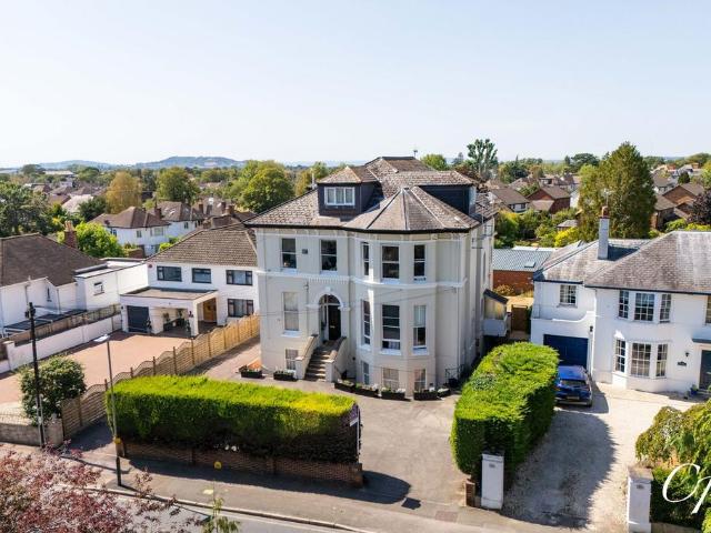 Flat for sale in Golden Valley, Gloucestershire