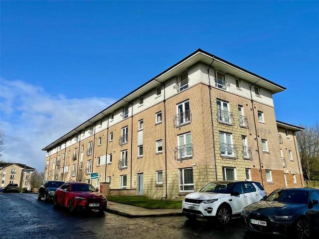 Flat for sale in Yoker, Scotland