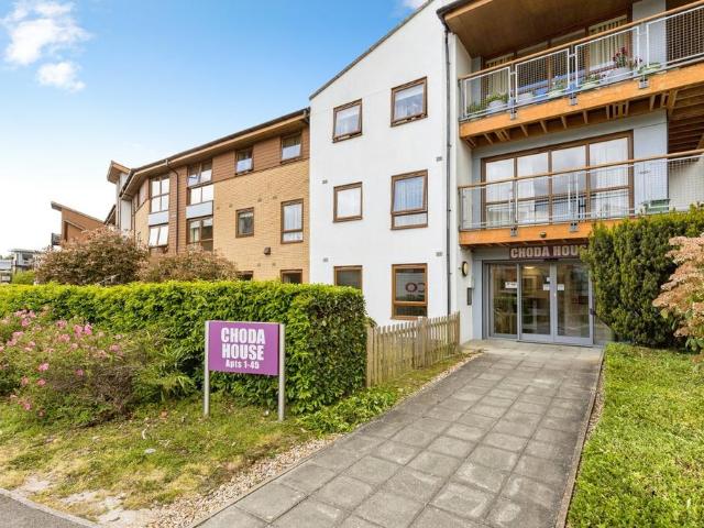 Flat for sale in Three Bridges, Glynde