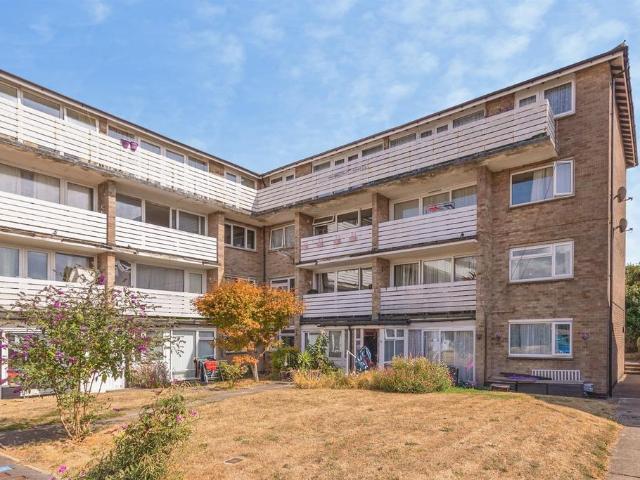 Flat for sale in Warblington, Spring Vale