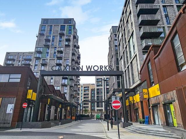 Flat for sale in London Borough of Newham, Greater London