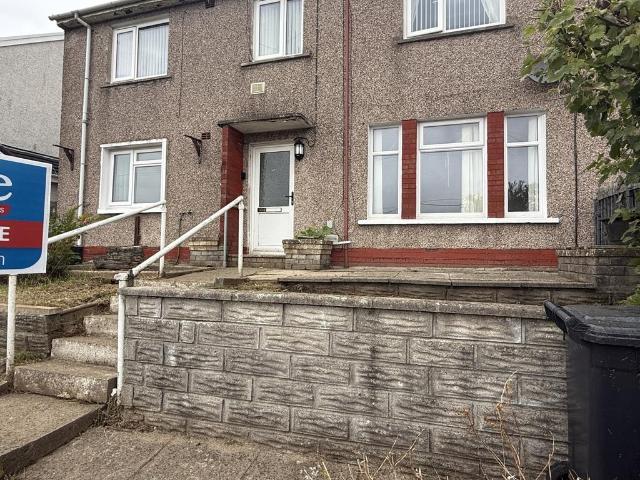 Flat for sale in Baglan