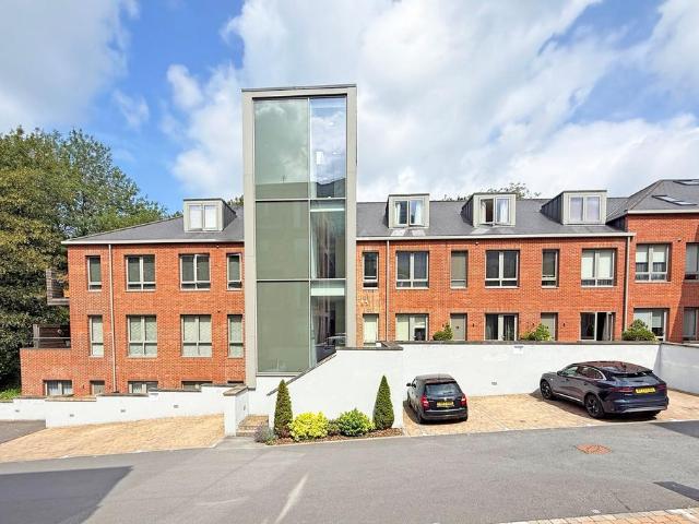 Flat for sale in Low Harrogate, Harrogate