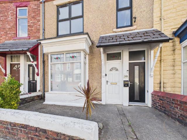 Flat for sale in Westoe, South Shields