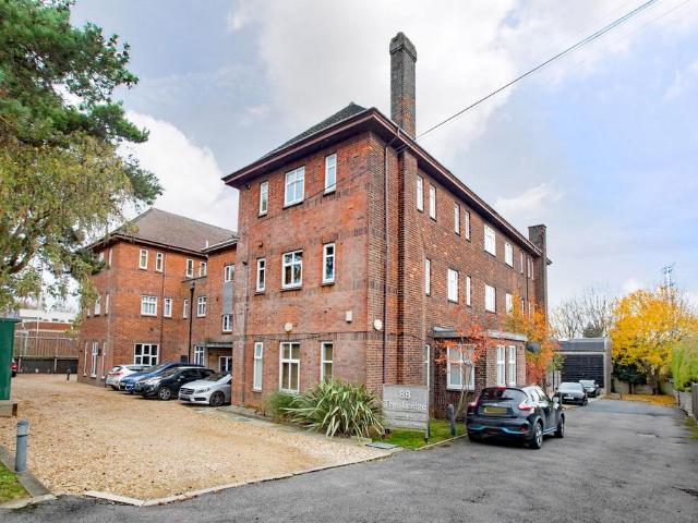 Flat for sale in Corby Village, Corby