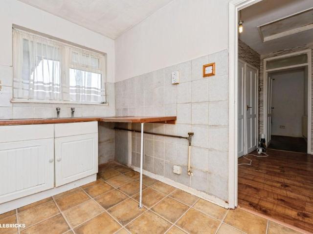 Flat for sale in New Town, Monks Orchard
