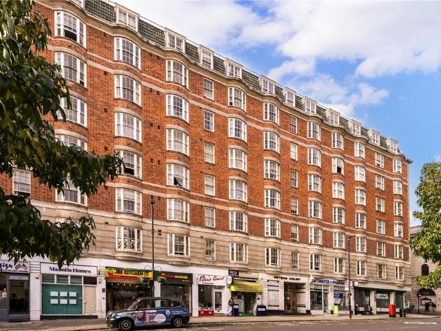 Flat for sale in Bayswater, Greater London