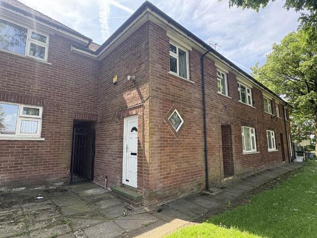 Flat for sale in Pendock, Greater Manchester