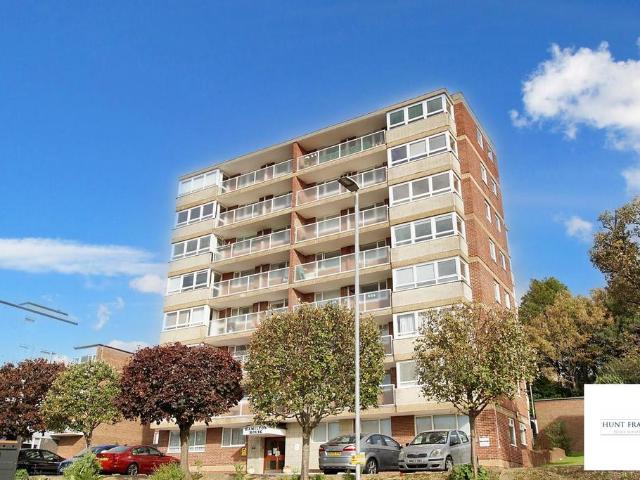 Flat for sale in Upperton, Eastbourne