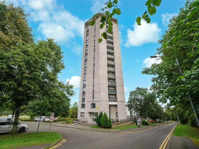 Flat for sale in Low Waters, Hamilton
