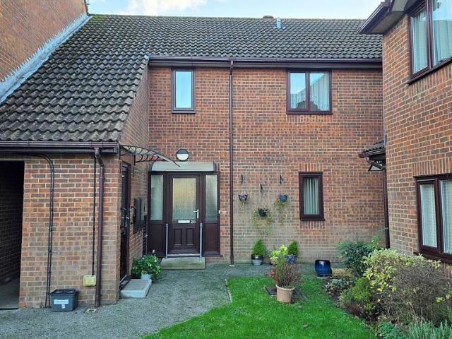 Flat for sale in Feckenham, Isle Of Man