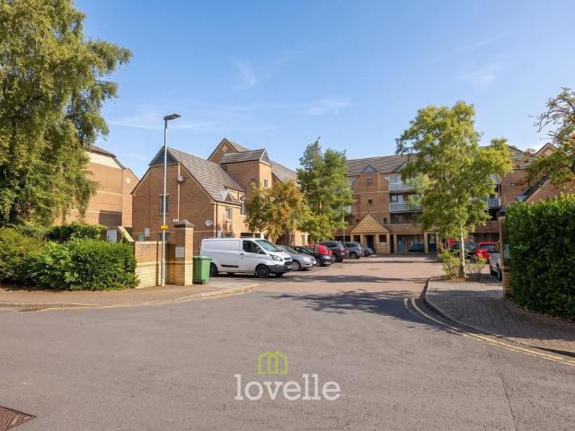 Flat for sale in Wellow, Grimsby