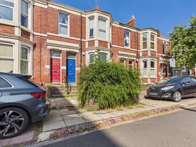 Flat for sale in Sandyford, Tyne And Wear