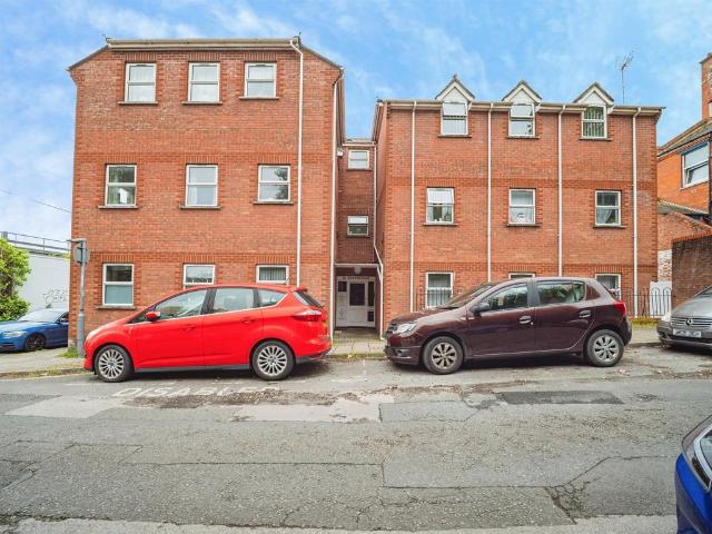 Flat for sale in Wyke Regis, Weymouth