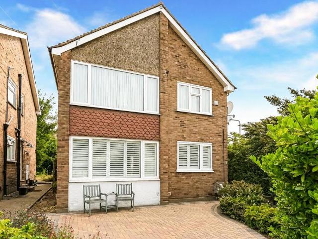 Flat for sale in Greater London