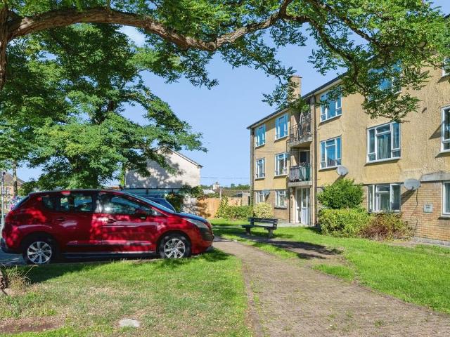 Flat for sale in Corsham