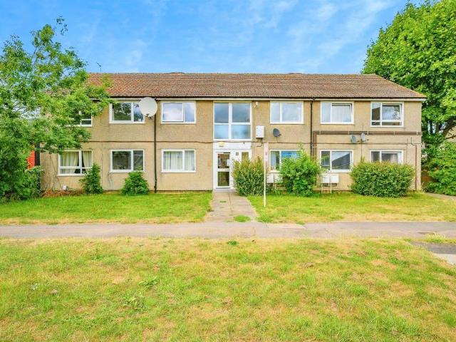 Flat for sale in Nomansland, Five Acres