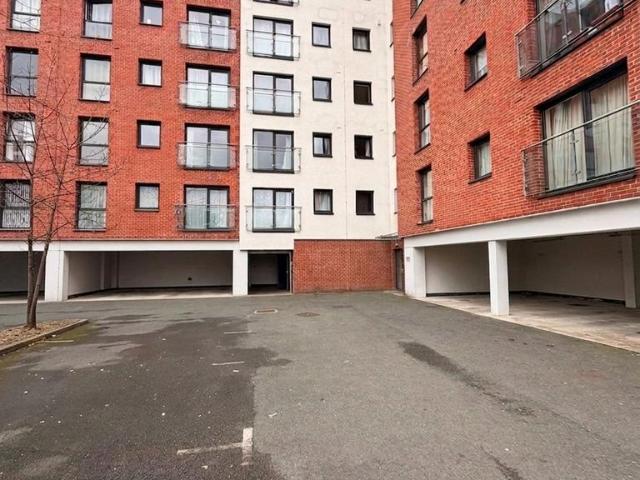 Flat for sale in Salford, Greater Manchester