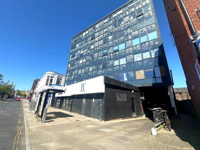 Flat for sale in East Bank, Norfolk