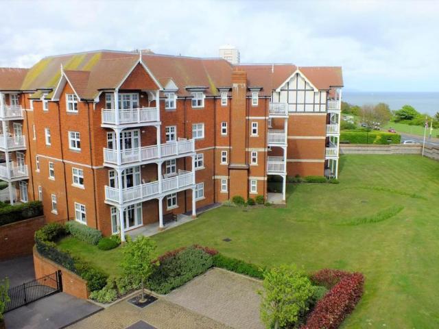 Flat for sale in Holywell, Eastbourne