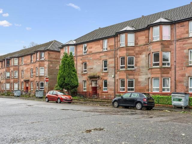 Flat for sale in Blawarthill, Glasgow