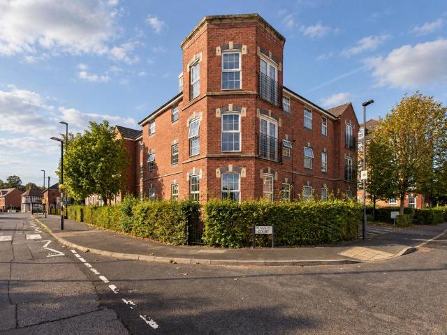 Flat for sale in Magnus Court, Derby