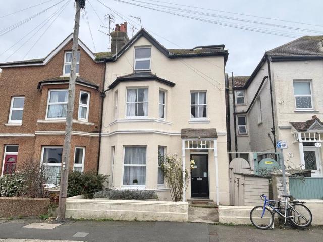 Flat for sale in Central, Heathlands