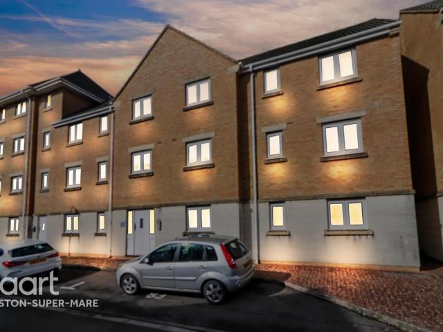 Flat for sale in Weston-super-mare, North Somerset