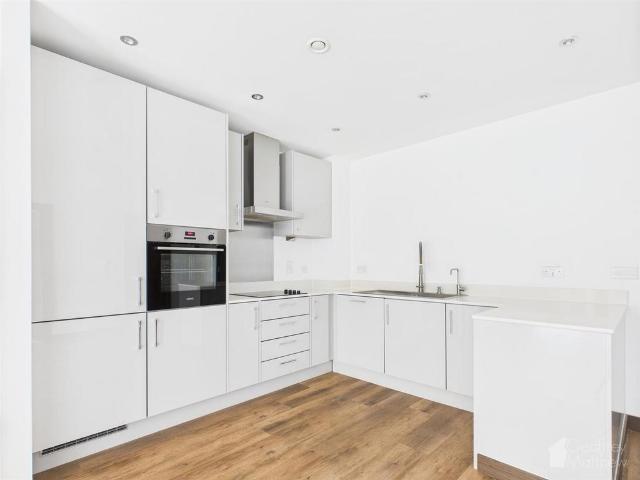 Flat for sale in Templefields, Harlow