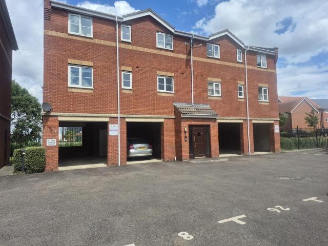 Flat for sale in Westcourt, Hamerton
